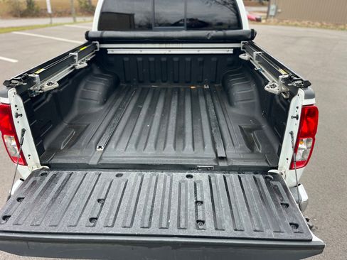 Used 2019 Nissan Frontier SV w/ Value Truck Package image 15