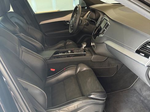 Used 2019 Volvo XC90 T6 R-Design w/ Advanced Package AWD/4WD image 6