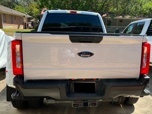 Used 2023 Ford F350 XL w/ FX4 Off-Road Package image 9