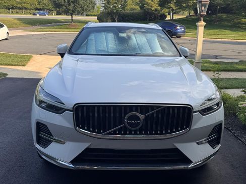 Used 2023 Volvo XC60 B6 Ultimate w/ Protection Package Premier AWD/4WD image 8