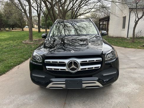 Used 2020 Mercedes-Benz GLS 450 4MATIC image 4