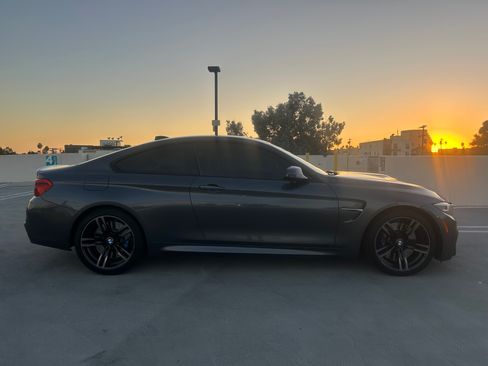 Used 2018 BMW M4 Coupe image 32