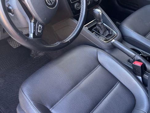 Used 2017 Volkswagen Jetta SEL image 13