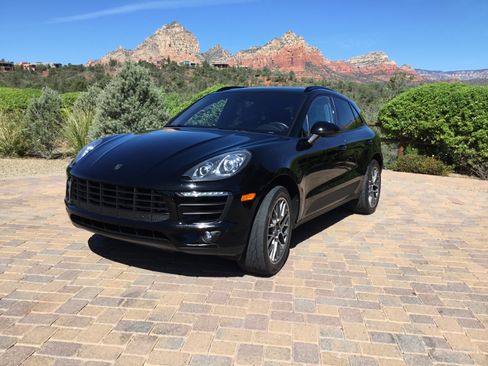 Used 2015 Porsche Macan S image 1