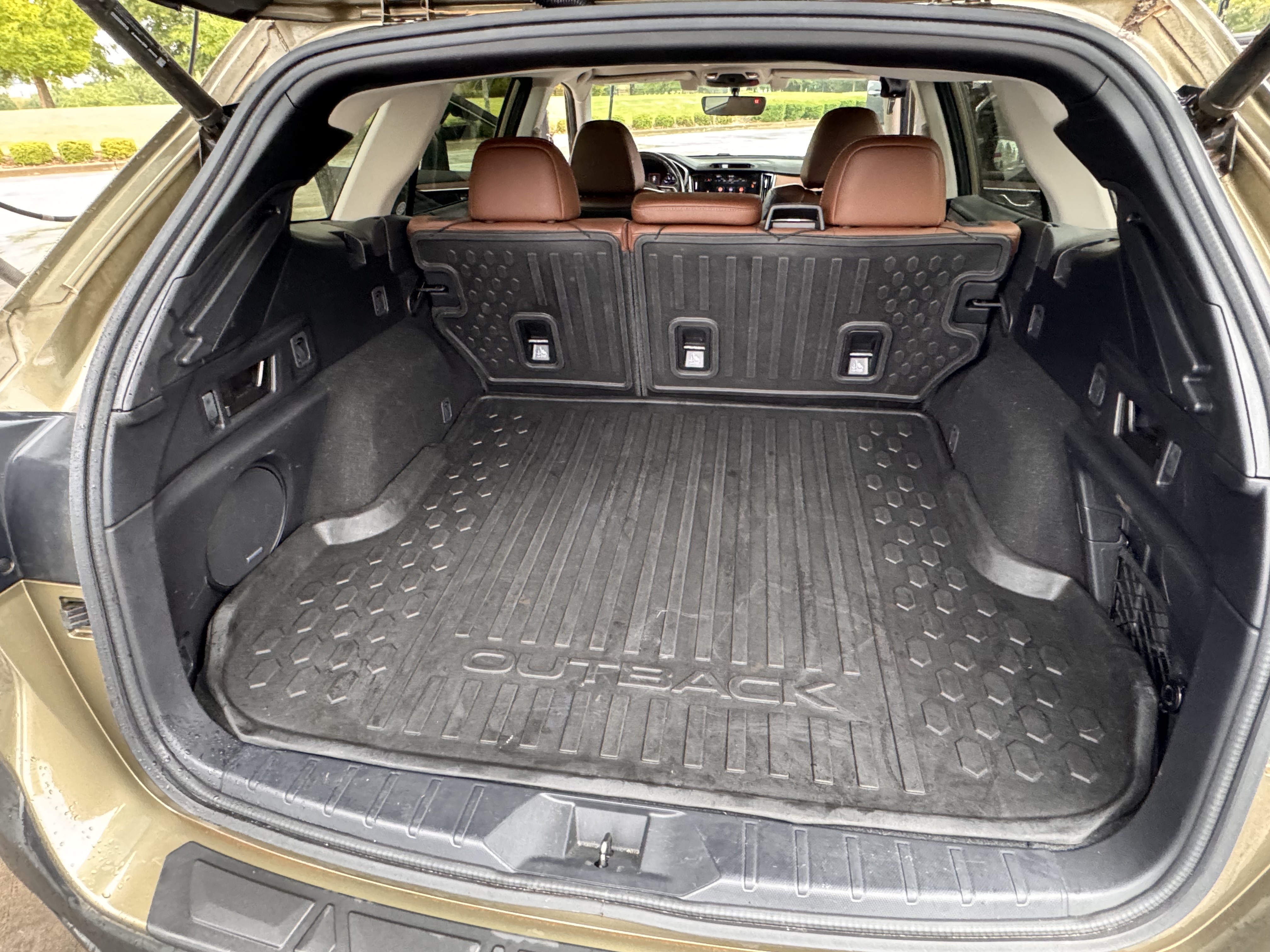 Used 2020 Subaru Outback Touring XT AWD/4WD image 11
