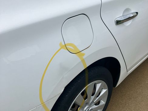 Used 2016 Nissan Sentra S image 14