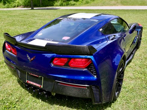 Used 2019 Chevrolet Corvette Grand Sport RWD image 17