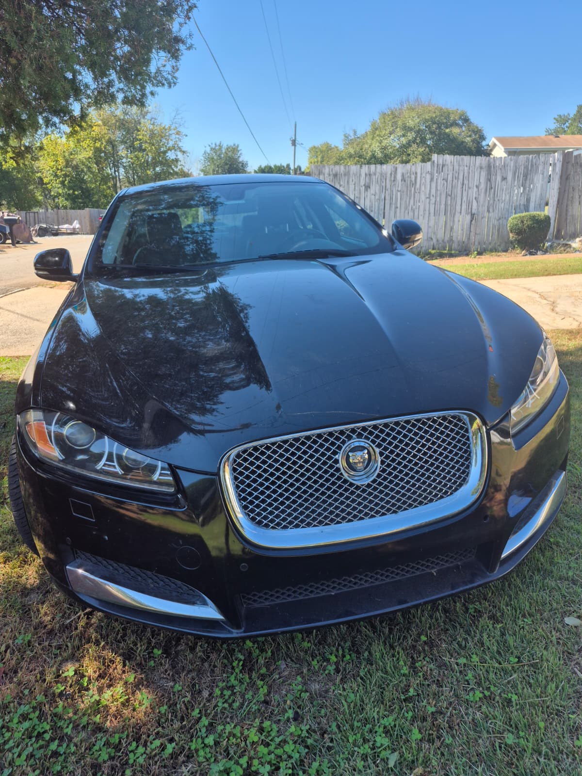 Used 2012 Jaguar XF RWD image 6