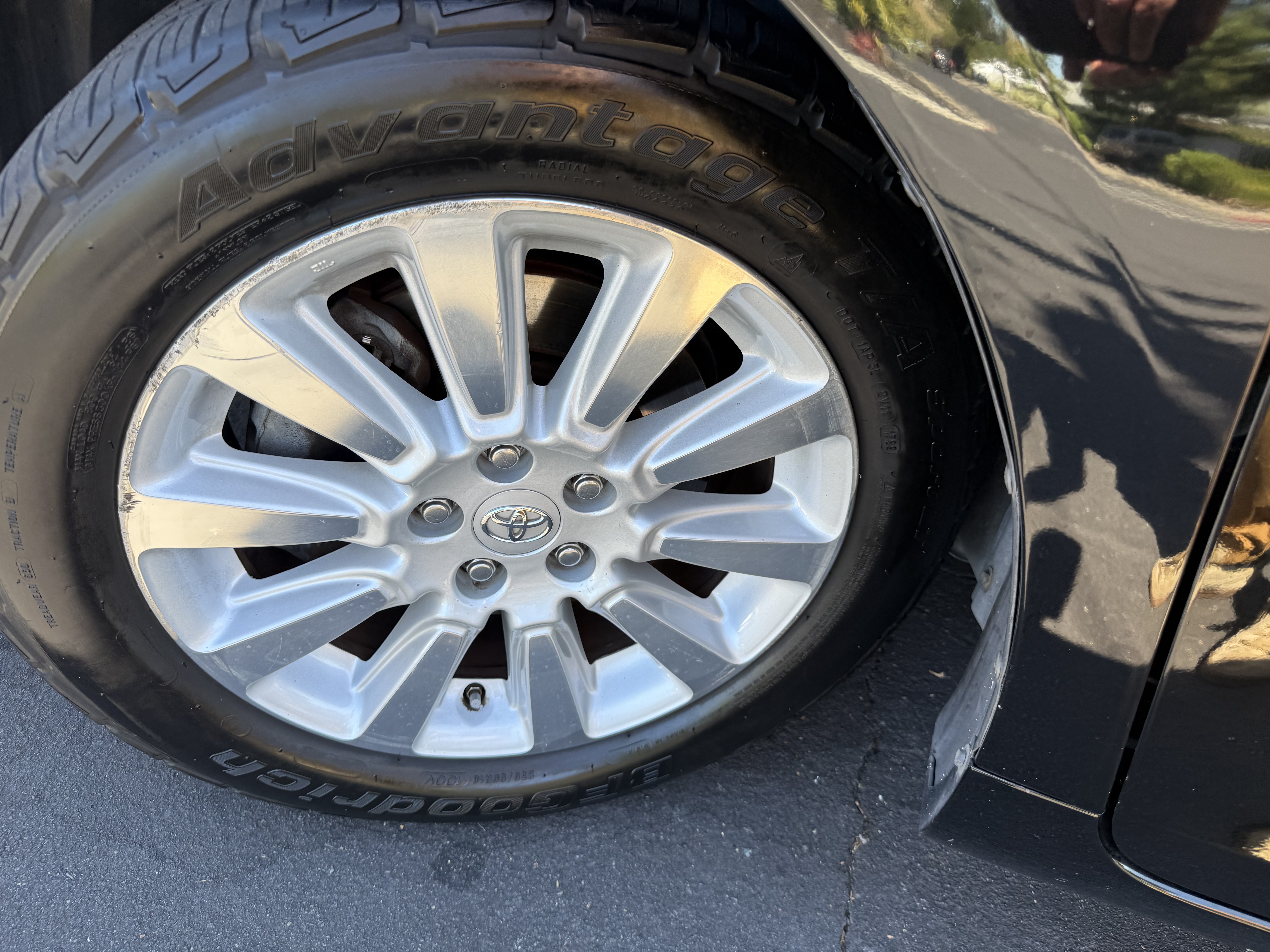 Used 2013 Toyota Sienna Limited w/ Premium Pkg FWD image 26