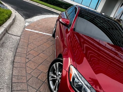 Used 2017 Mercedes-Benz C 300 Sedan w/ Parking Assist Package image 4