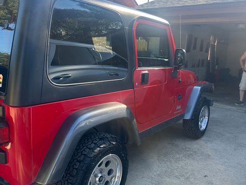 Used 2004 Jeep Wrangler X AWD/4WD image 8