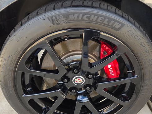 Used 2015 Cadillac CTS V image 12