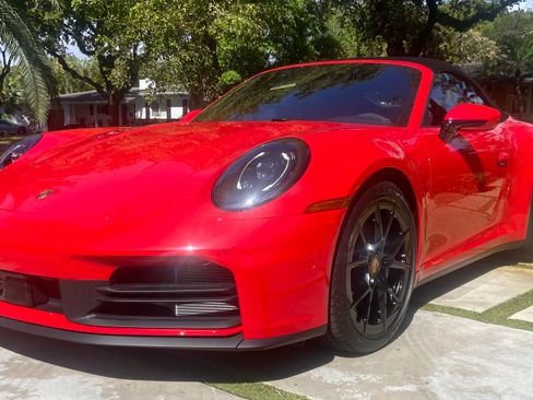 Used 2025 Porsche 911 Carrera image 2