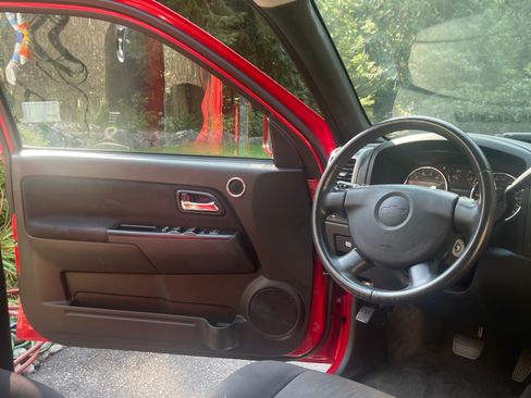 Used 2012 Chevrolet Colorado LT image 6