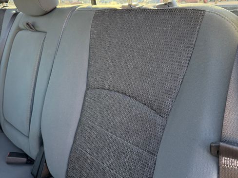 Used 2014 RAM 1500 Big Horn image 28