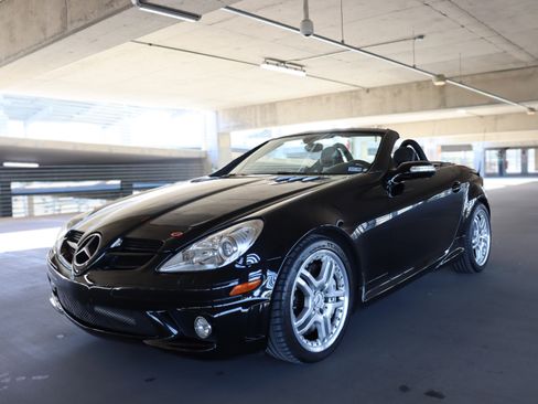 Used 2008 Mercedes-Benz SLK 55 AMG image 4