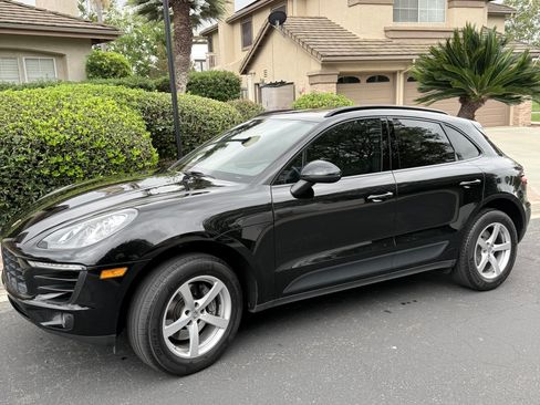 Used 2017 Porsche Macan AWD/4WD image 14