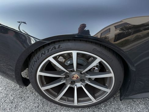 Used 2014 Porsche 911 Carrera 4 AWD/4WD image 9