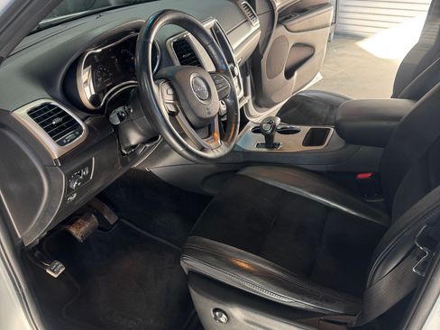 Used 2015 Jeep Grand Cherokee Altitude image 6