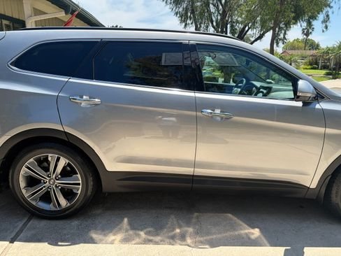 Used 2015 Hyundai Santa Fe Limited w/ Option Group 04 FWD image 8