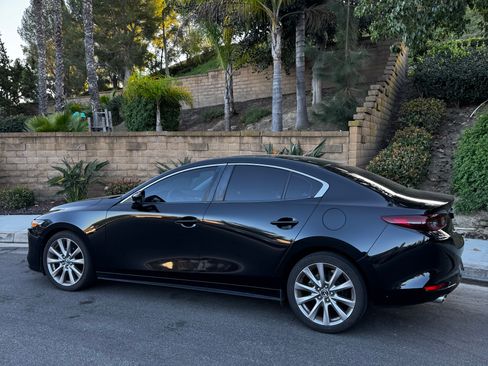 Used 2020 MAZDA MAZDA3 Select Sedan 4D image 5