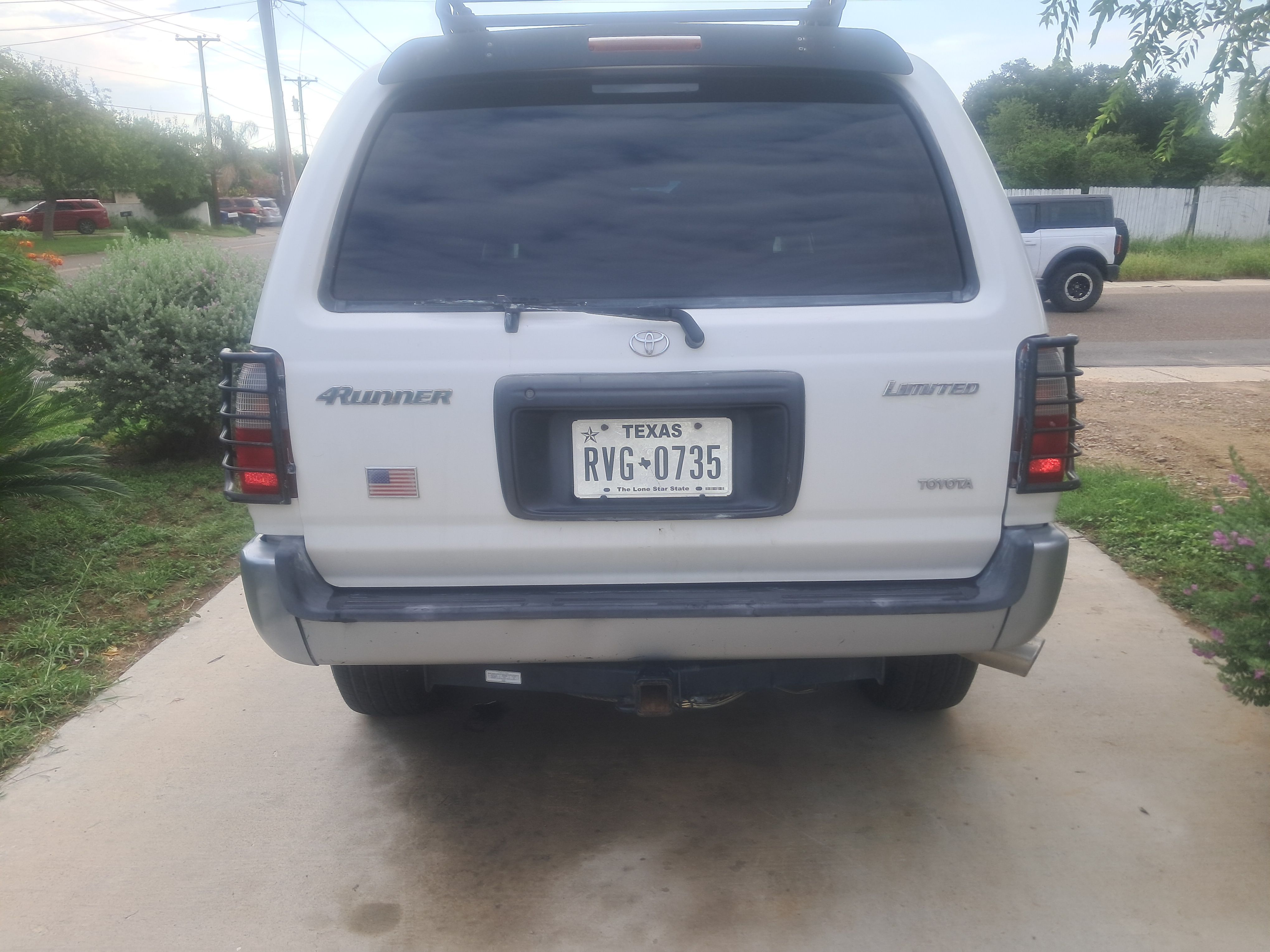 Used 1999 Toyota 4Runner Limited w/ Upgrade Value Pkg 5 RWD image 5