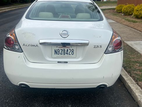 Used 2010 Nissan Altima 2.5 S image 5
