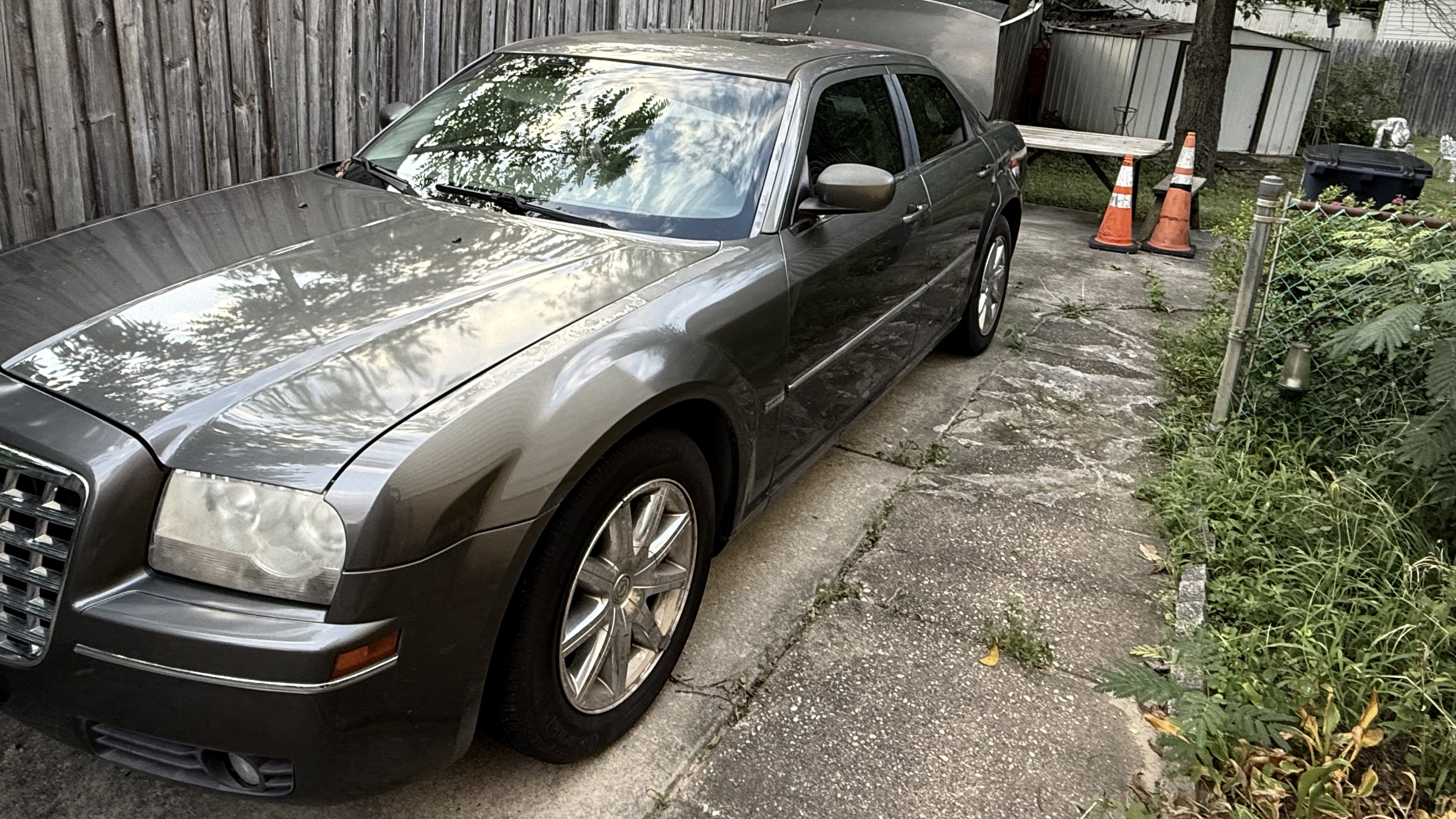 Used 2008 Chrysler 300 Touring RWD image 5