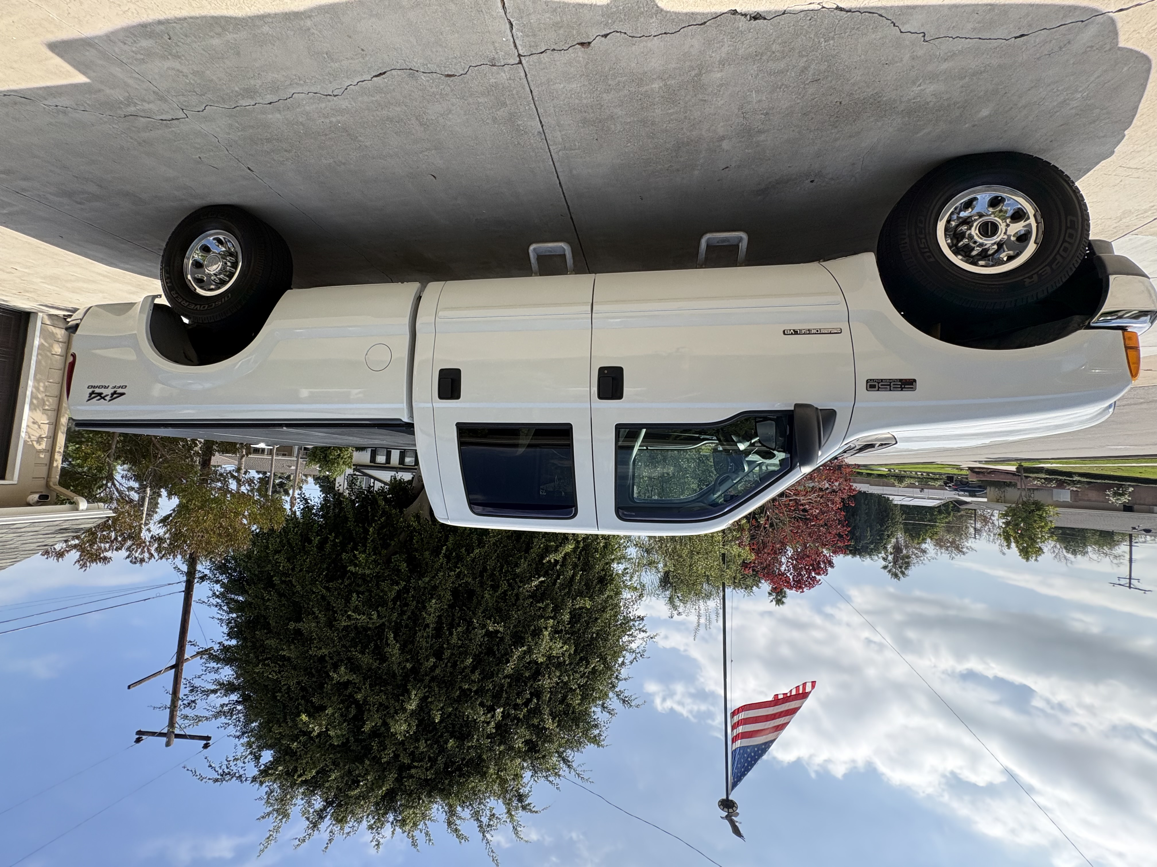 Used 2001 Ford F350 4x4 Crew Cab Super Duty image 2