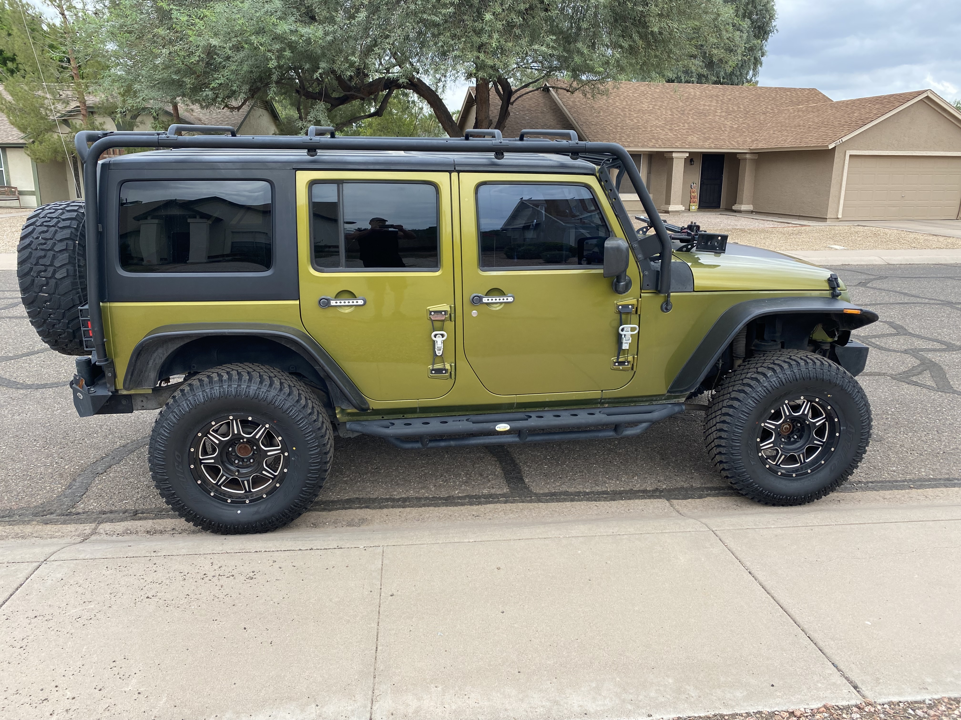Used 2010 Jeep Wrangler Unlimited Sport AWD/4WD image 1