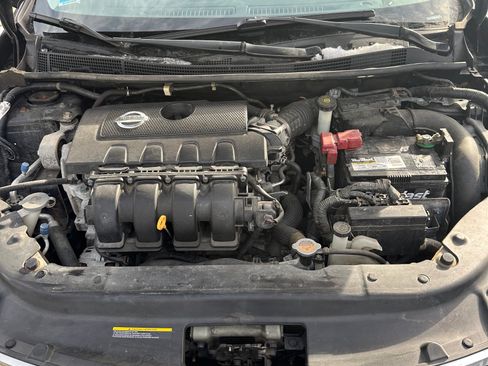 Used 2013 Nissan Sentra SR w/ Premium Pkg image 9