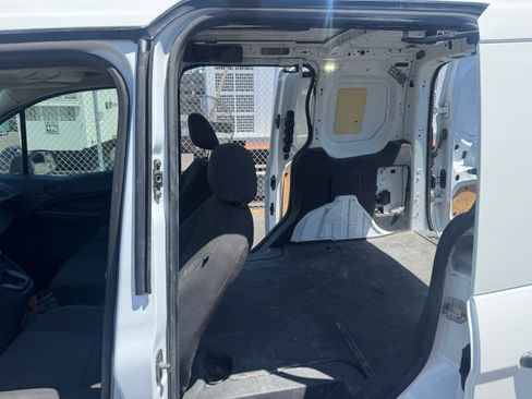 Used 2016 Ford Transit Connect XL FWD image 8