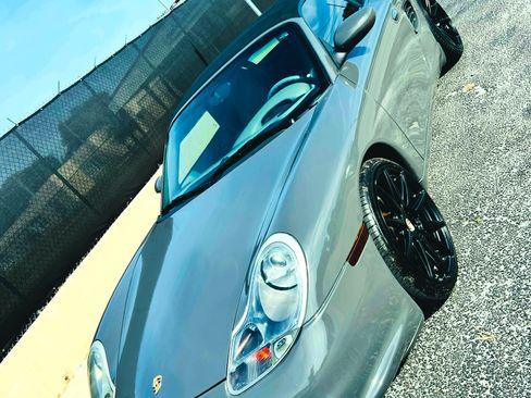 Used 2004 Porsche Boxster image 1