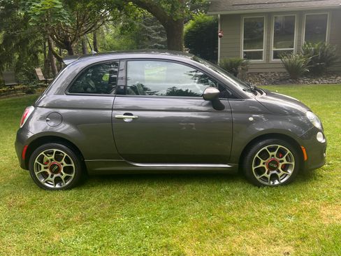 Used 2015 FIAT 500 Sport FWD image 5