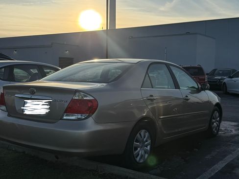 Used 2005 Toyota Camry LE image 5