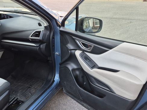 Used 2021 Subaru Forester Premium image 19