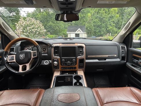 Used 2014 RAM 1500 Laramie Longhorn w/ Convenience Group AWD/4WD image 8