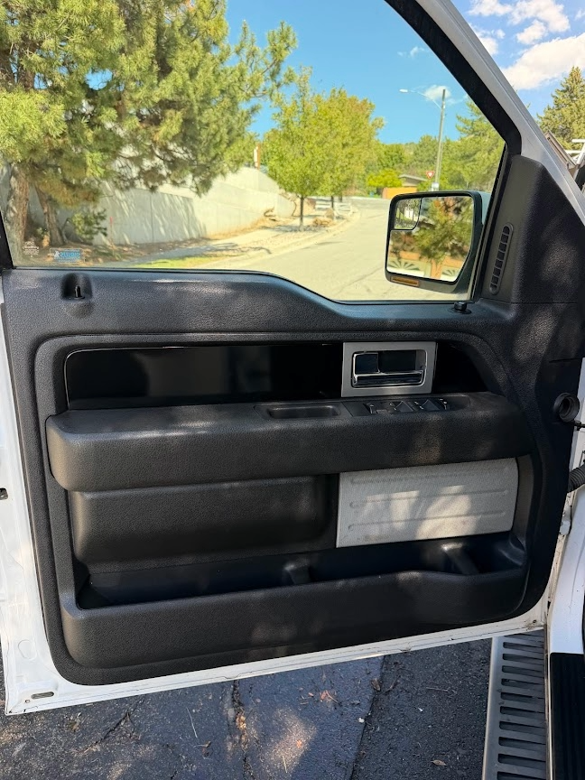 Used 2011 Ford F150 FX4 w/ FX Plus Pkg AWD/4WD image 16
