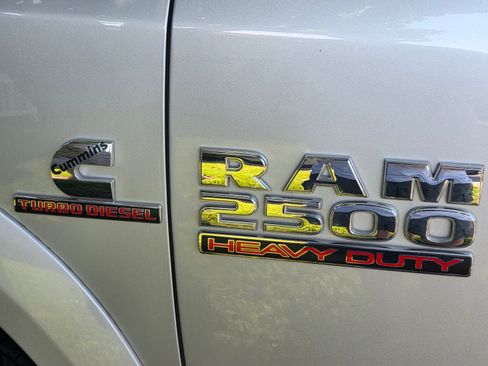 Used 2016 RAM 2500 Laramie w/ Convenience Group AWD/4WD image 10