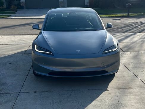 Used 2024 Tesla Model 3 Long Range image 10