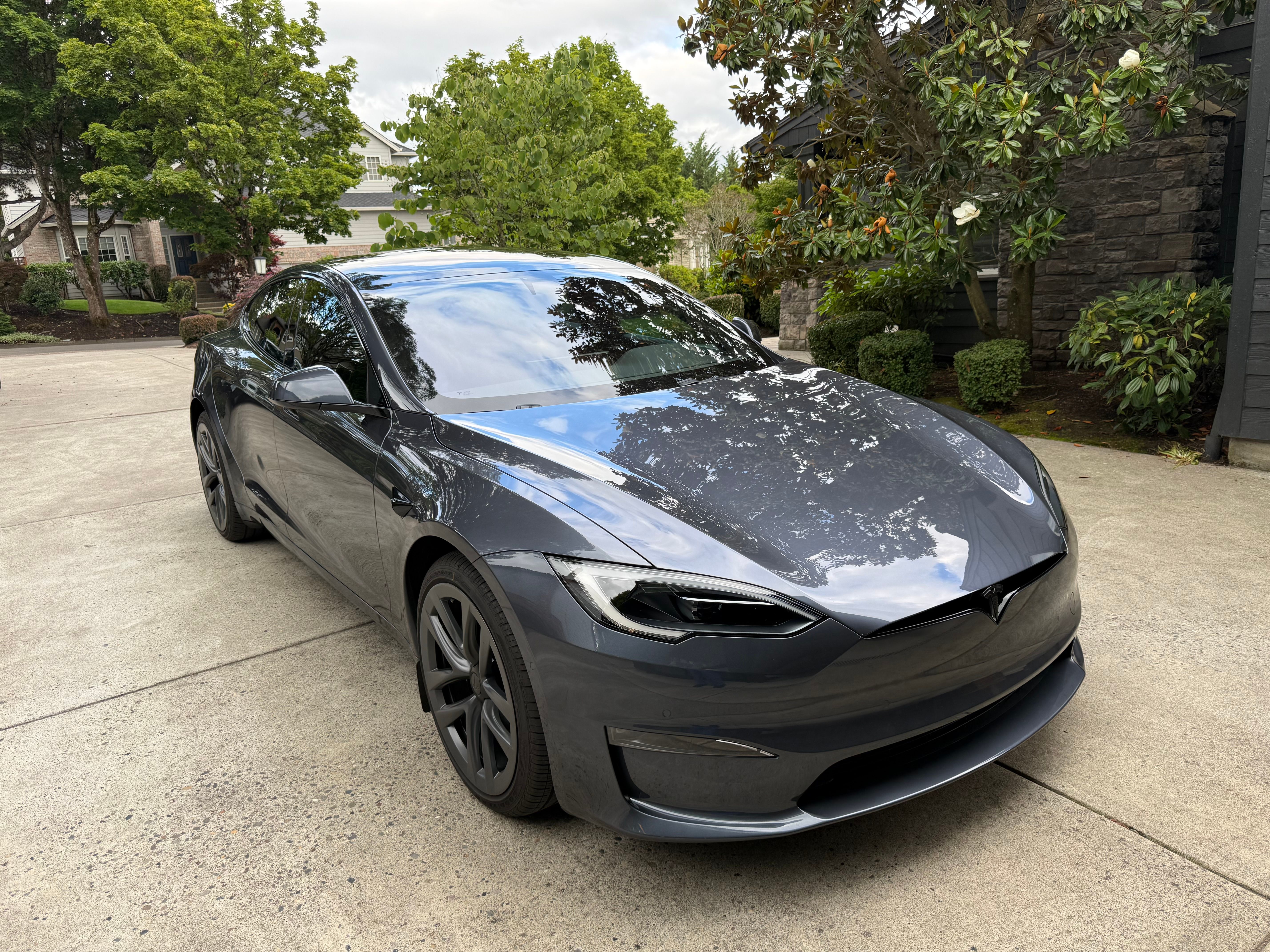 Used 2022 Tesla Model S Standard Range AWD/4WD image 4