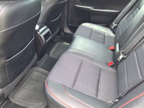 Used 2015 Toyota Camry SE FWD image 15