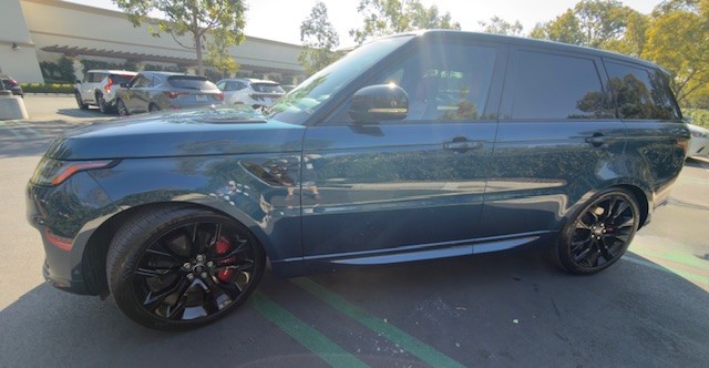 Used 2022 Land Rover Range Rover Sport HST AWD/4WD image 4
