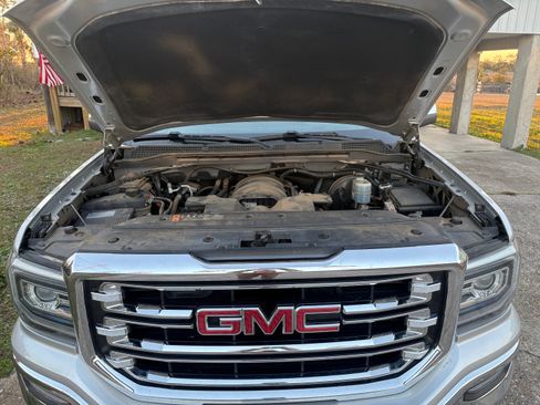 Used 2018 GMC Sierra 1500 SLT image 10