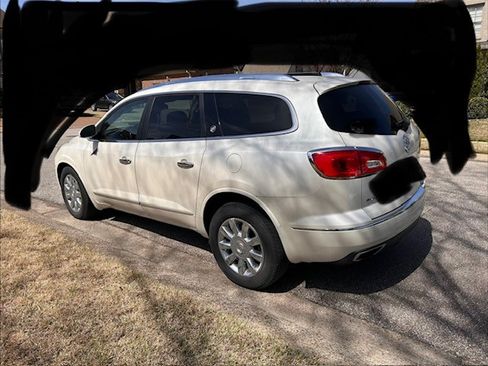 Used 2014 Buick Enclave Premium w/ Trailering Provision Package image 4
