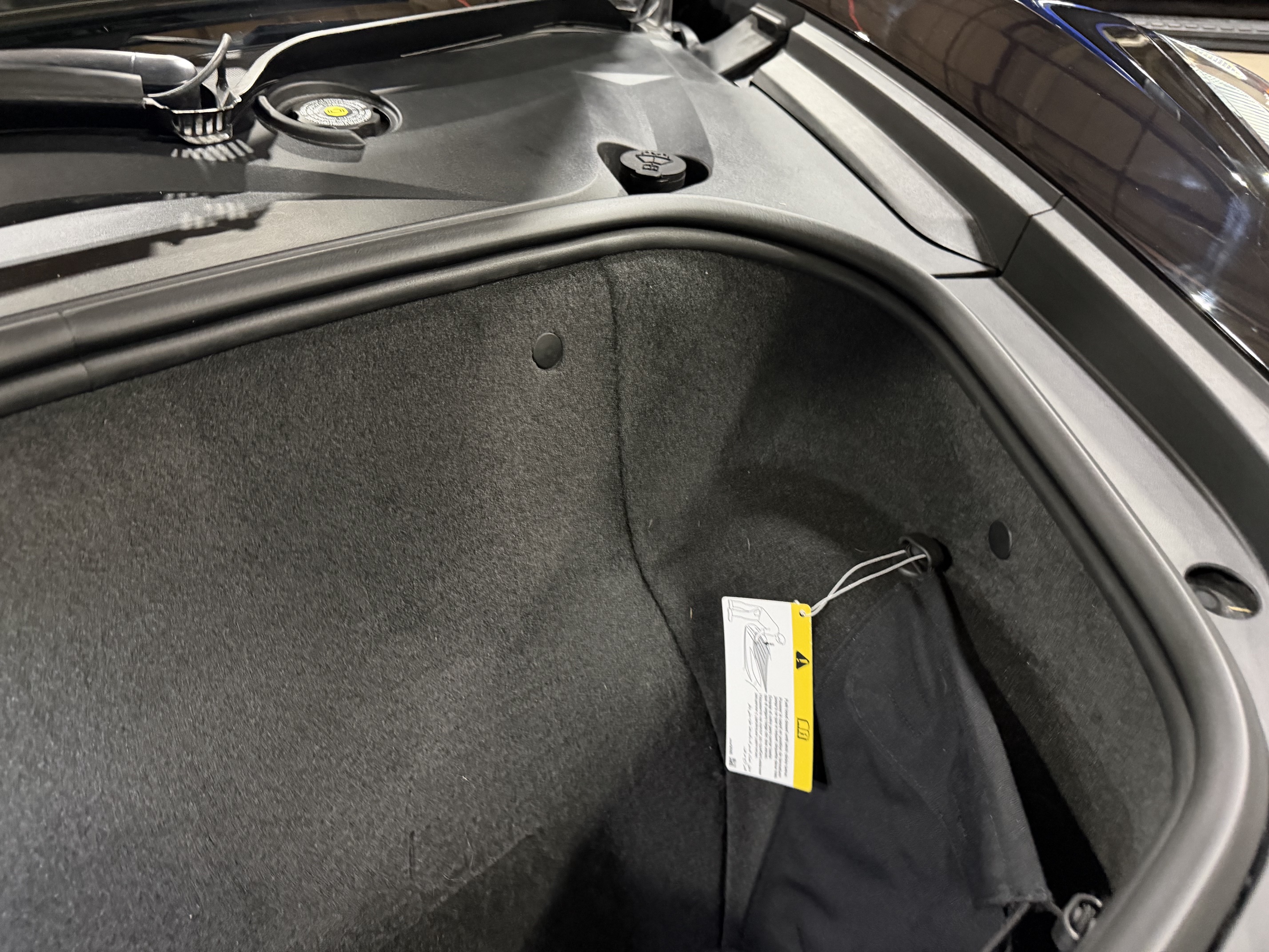 Used 2023 Chevrolet Corvette Stingray Premium Cpe w/ Z51 Performance Package RWD image 25