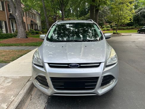 Used 2014 Ford Escape Titanium FWD image 2