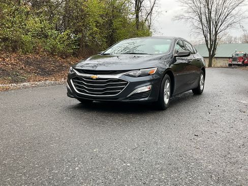 Used 2019 Chevrolet Malibu LS w/ LPO, Convenience Package 2 image 1