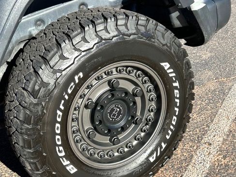 Used 2018 Jeep Wrangler Sport AWD/4WD image 25