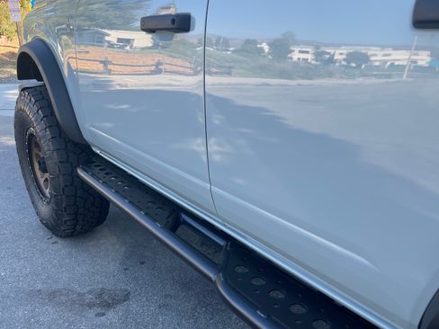 Used 2022 Ford Bronco Black Diamond image 17